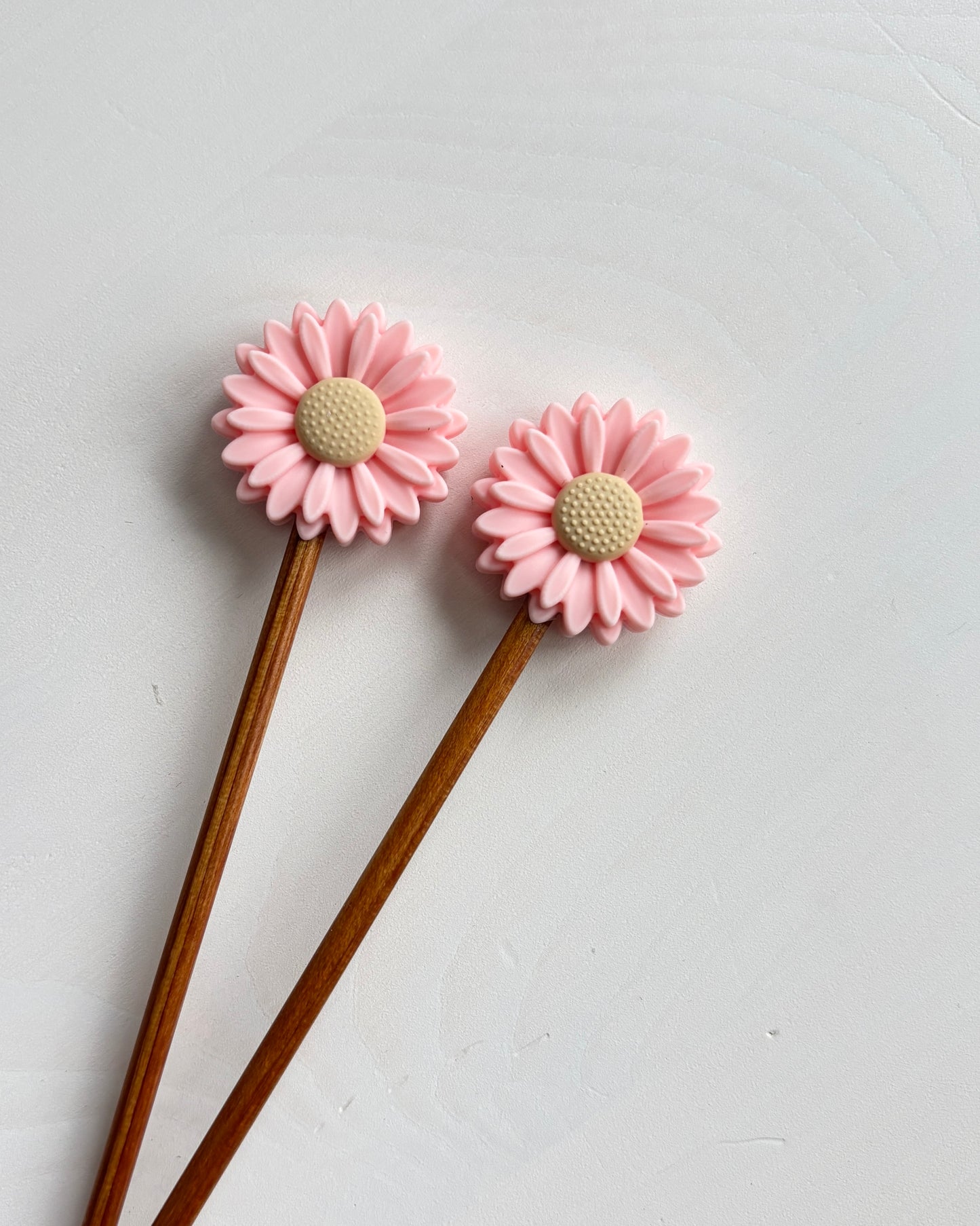 Puikkostopparit, vaaleanpunainen päivänkakkara