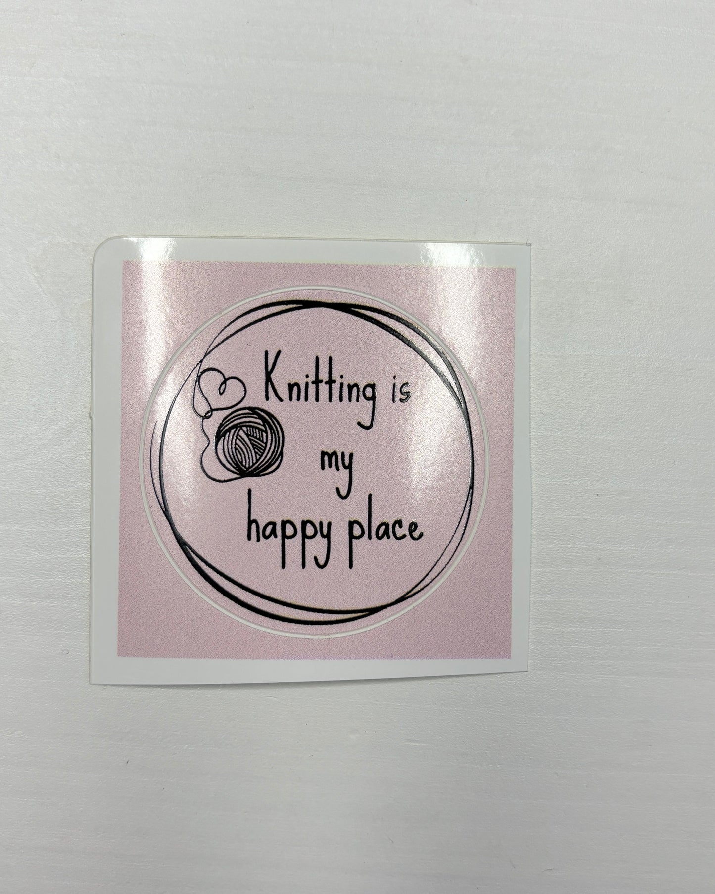 Tarra, Happy Place, vaaleanpunainen tai musta